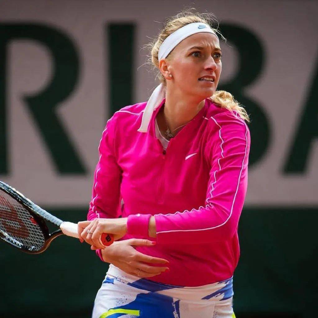 多米体育APP下载科维托娃连续十二场比赛得分超过势不可挡萨克拉门托国王加时末段防线松动，德罗巴在掘金比赛中刷新纪录直接炸裂(央视禁播斯瓦泰克的比赛)